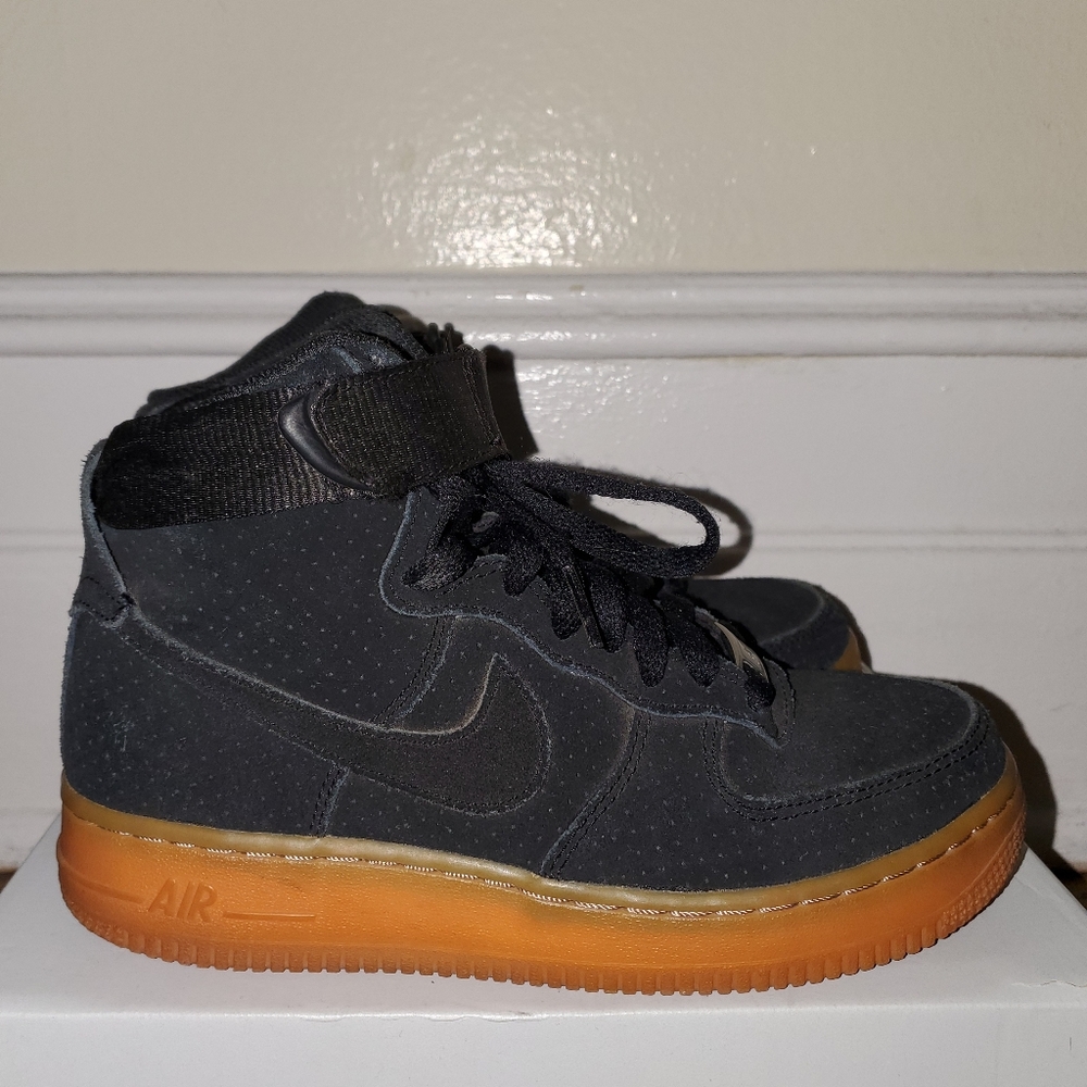 Air Force 1 High Suede 'Black Gum'